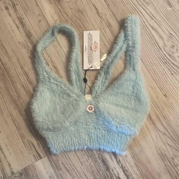 For Love & Lemons Blue Devon Faux Fur Crop Top sz XXS - Picture 3 of 5
